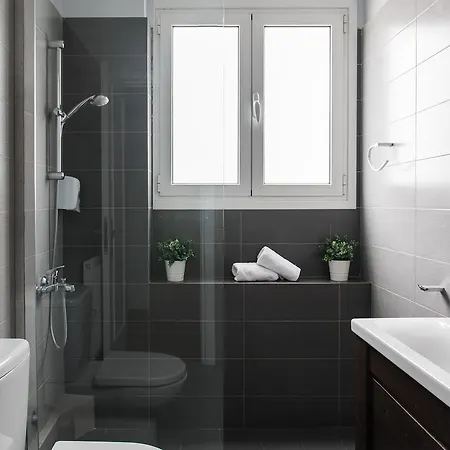 Syntagma Square By Livin Urbban Apartment *